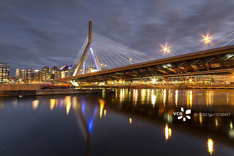 波士顿扎金大桥图片素材