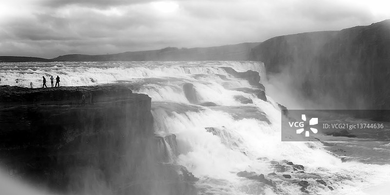 黄金瀑布图片素材