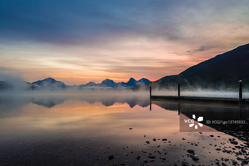 麦克唐纳湖图片素材
