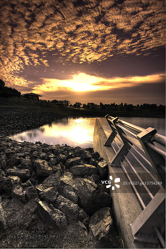 黑岩湖图片素材