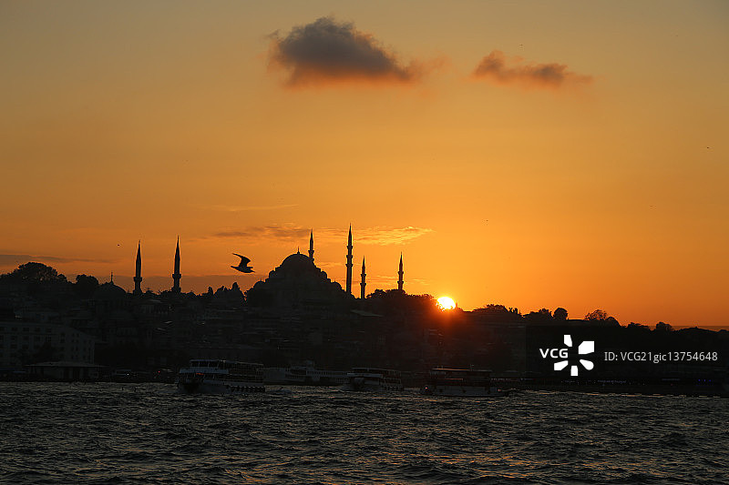 日落下的博斯普鲁斯海峡图片素材