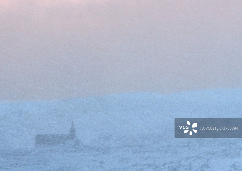 突如其来的风暴。图片素材