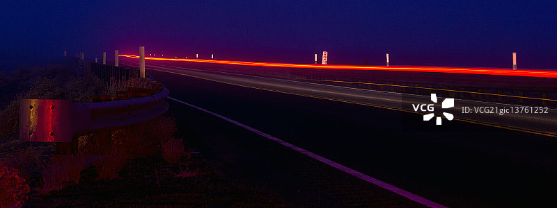 尾灯光流图片素材