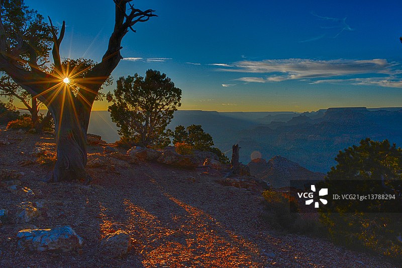大峡谷南缘的阳光图片素材