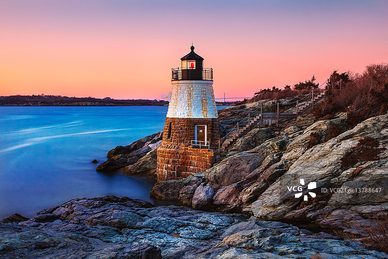 城堡山灯塔图片素材