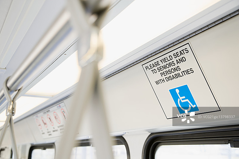 轻轨列车内部图片素材