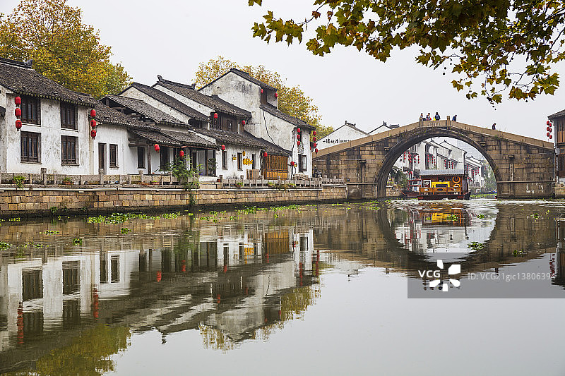 运河与古镇图片素材