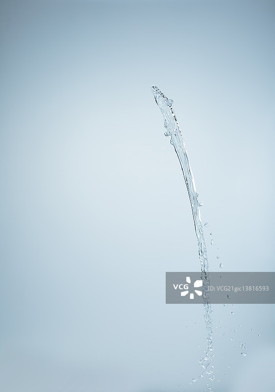 泼洒的水图片素材