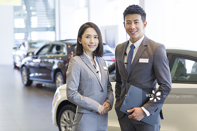 汽车销售员图片素材