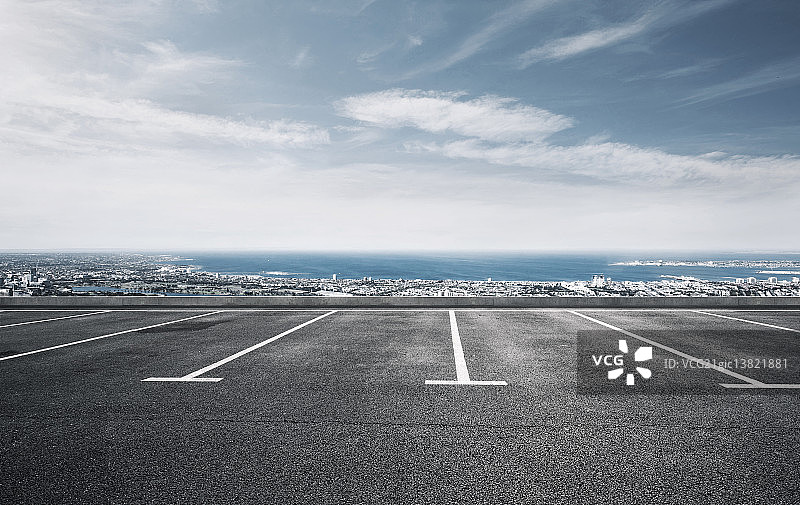 海滨停车场图片素材