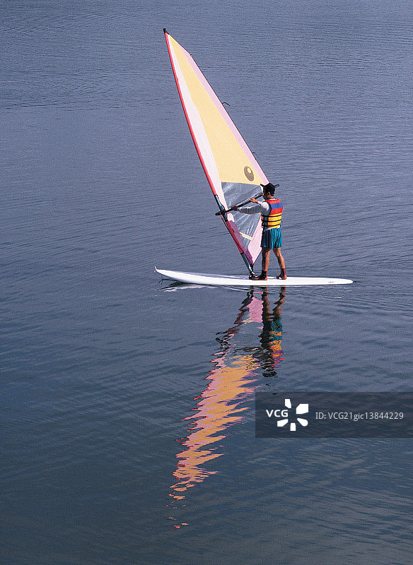 韩国风帆冲浪图片素材