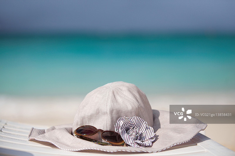 加勒比海滩遮阳帽图片素材