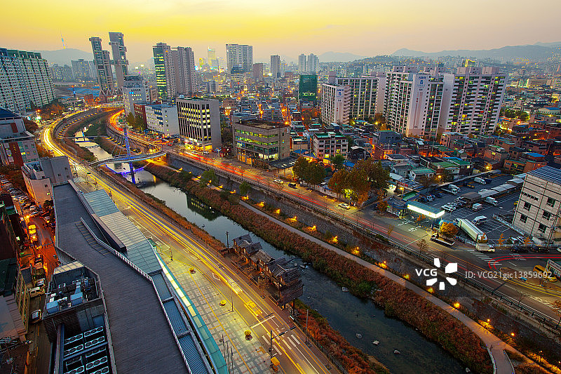 韩国首尔东大门区清溪川图片素材