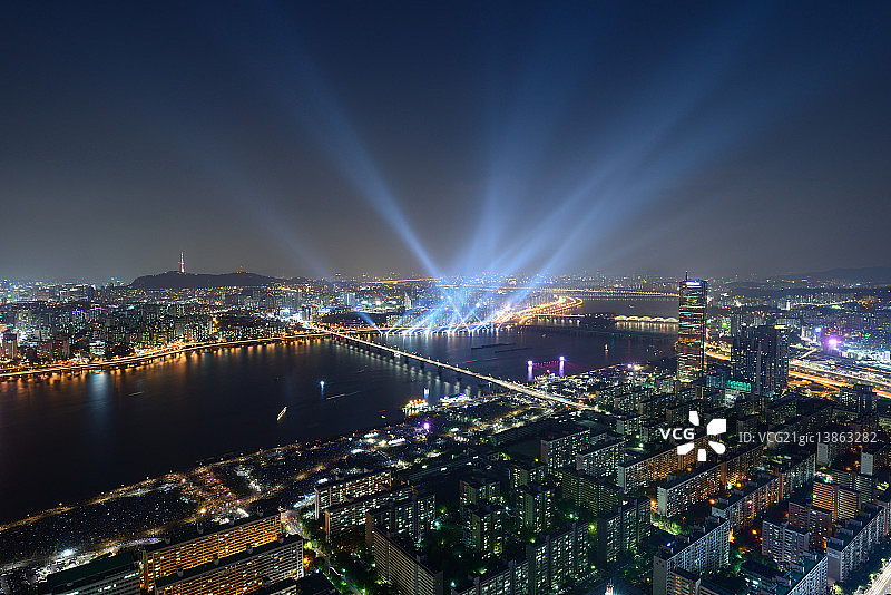 韩国首尔汝矣岛世界灯光节图片素材