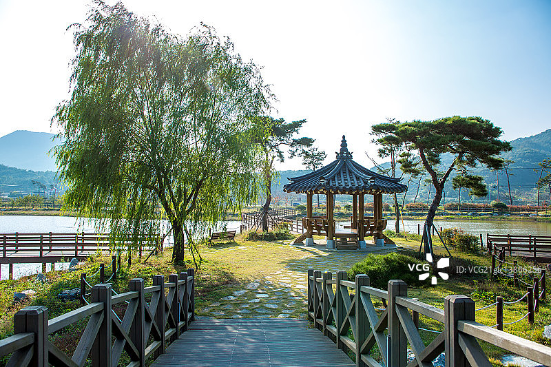咸平八角亭池塘图片素材