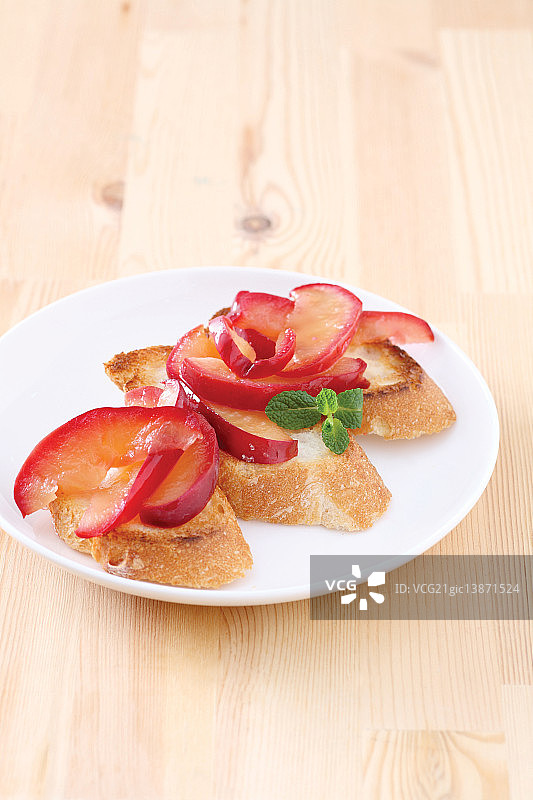 苹果酱和法棍三明治图片素材