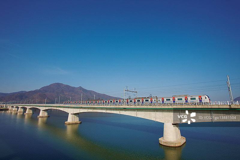 春川铁桥，杨平，京畿道图片素材