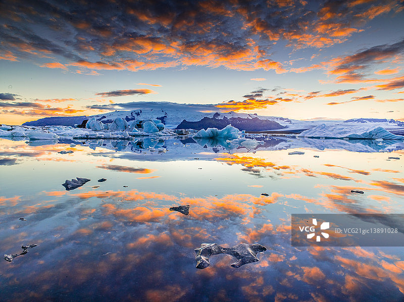 冰岛冰湖图片素材