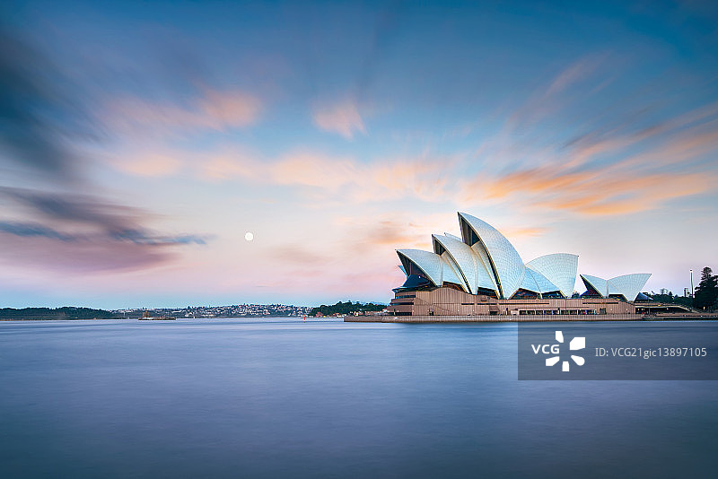 悉尼歌剧院满月图片素材