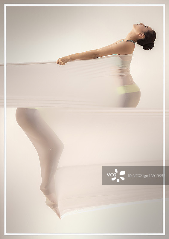 空中瑜伽图片素材