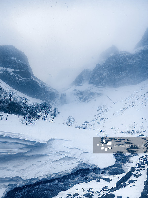 冬季长白山大峡谷图片素材