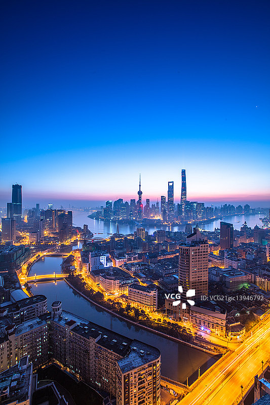 2016上海第一天日出图片素材