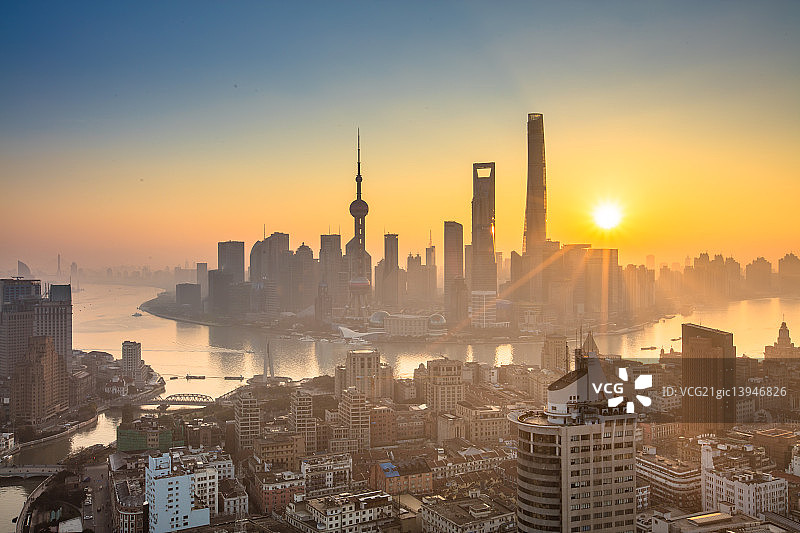 2016上海第一天的日出图片素材