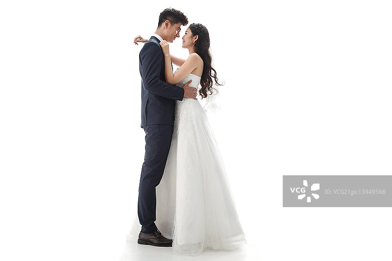 浪漫的新婚夫妇图片素材