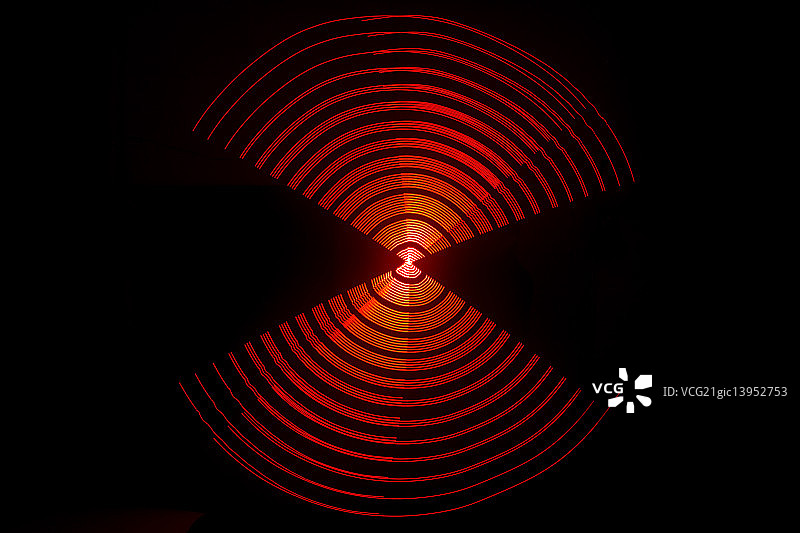 红色蝶形渐变光绘创意图片素材