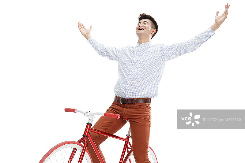 青年男人骑自行车图片素材