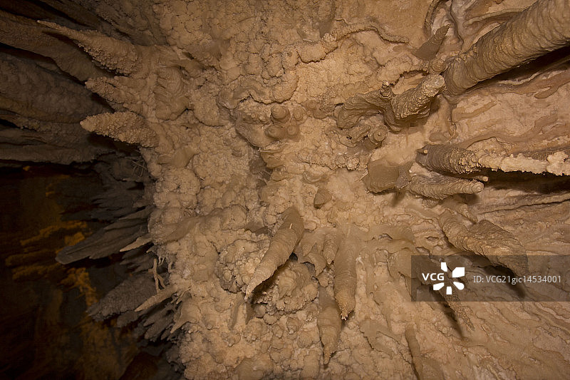 宝石洞穴图片素材