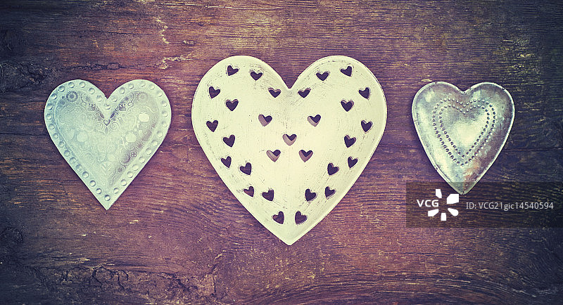 三重爱心图片素材