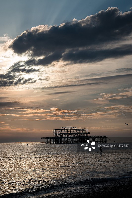 西码头日落图片素材