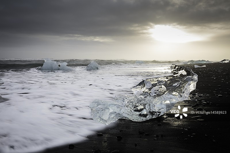 杰古沙龙冰河湖的晴天图片素材