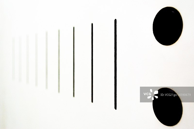 无形的琴弦图片素材