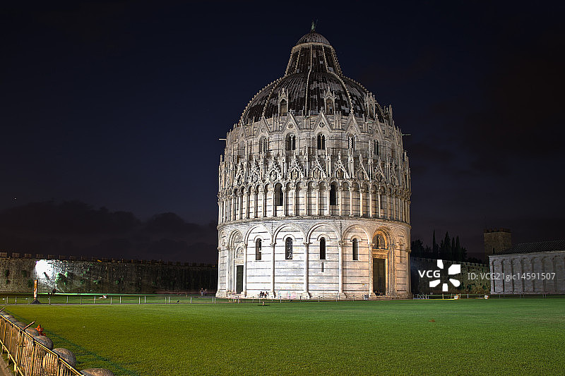 比萨洗礼堂图片素材