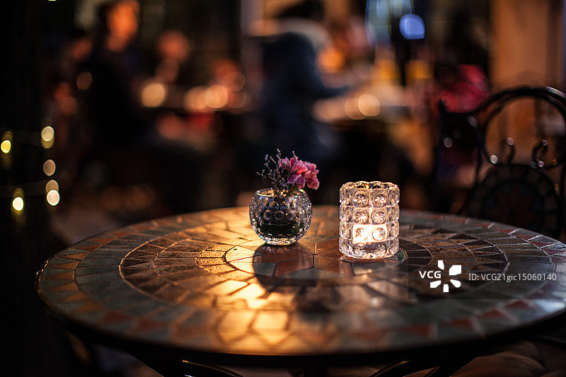 上海新天地石库门繁华夜景图片素材