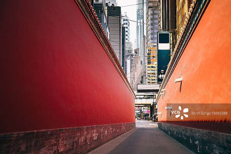 故宫城墙与香港现代化城市图片素材