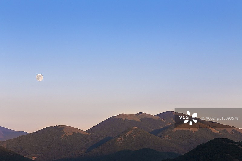 大月亮图片素材