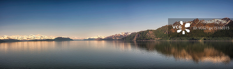 冰川湾的清晨图片素材