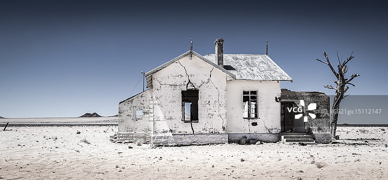 吕德里茨附近废弃铁路房屋图片素材