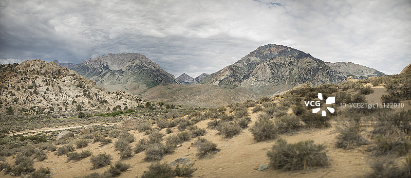 内华达山脉东部雷暴云图片素材