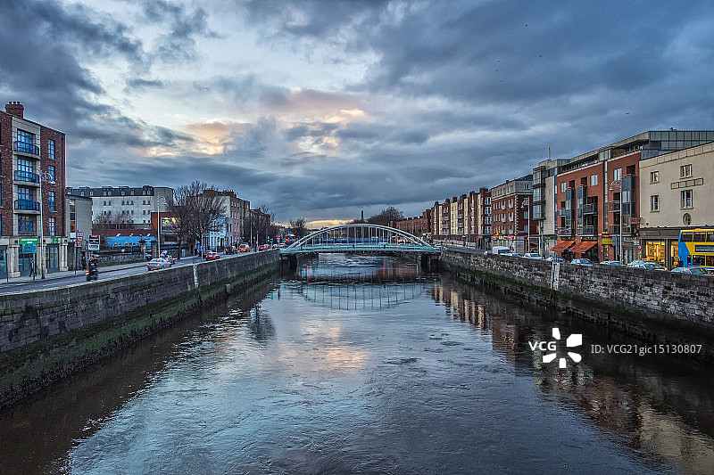 都柏林利菲河图片素材