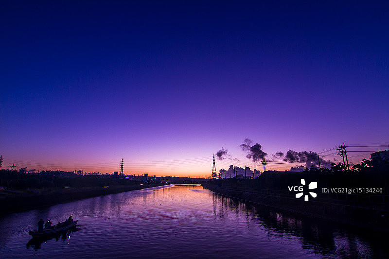 冲绳县宇流麻市的清晨图片素材