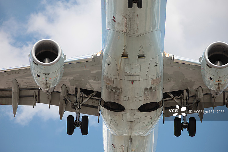加拿大航空飞机着陆图片素材