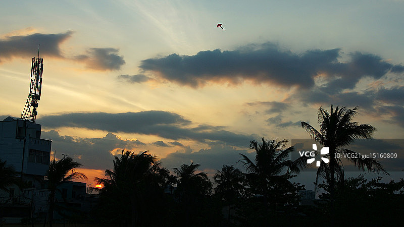 日落与风筝图片素材