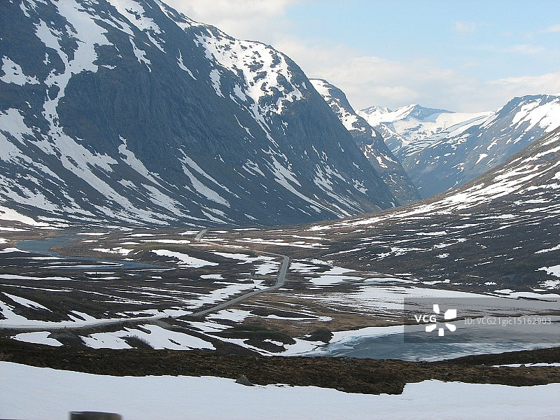 六月的精灵之路图片素材