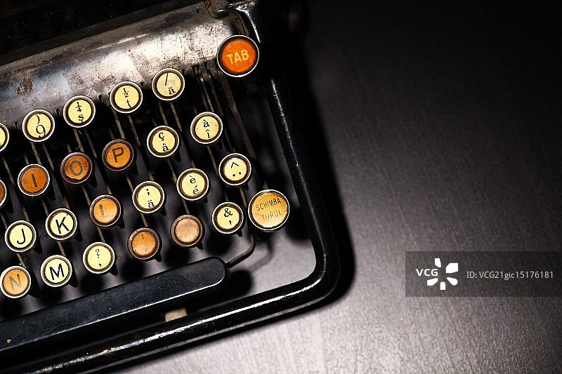 老式打字机键盘图片素材