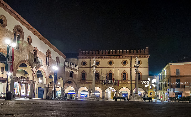拉文纳人民广场图片素材