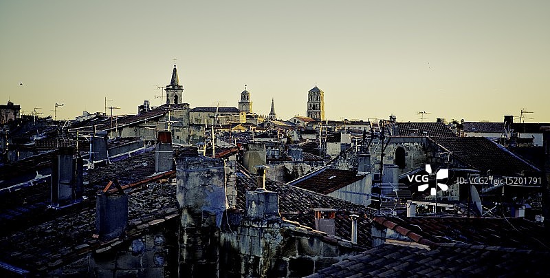 阿尔勒的屋顶图片素材